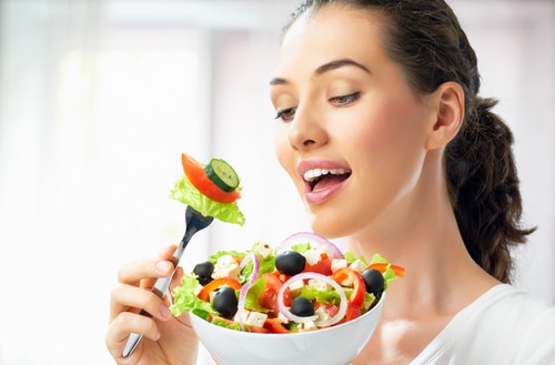 10 Cara Mengatasi Rasa Lapar Saat Diet